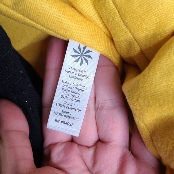 NWT ATHLETA ROCKVIEW VEST GODI YELLOW MARIGOLD XXS - Picture 13 of 13